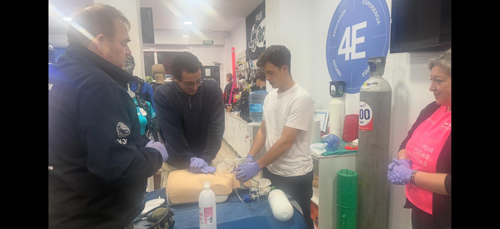 Pack EFR + RCP + DEA + Oxígeno PADI | Curso Completo de Emergencias