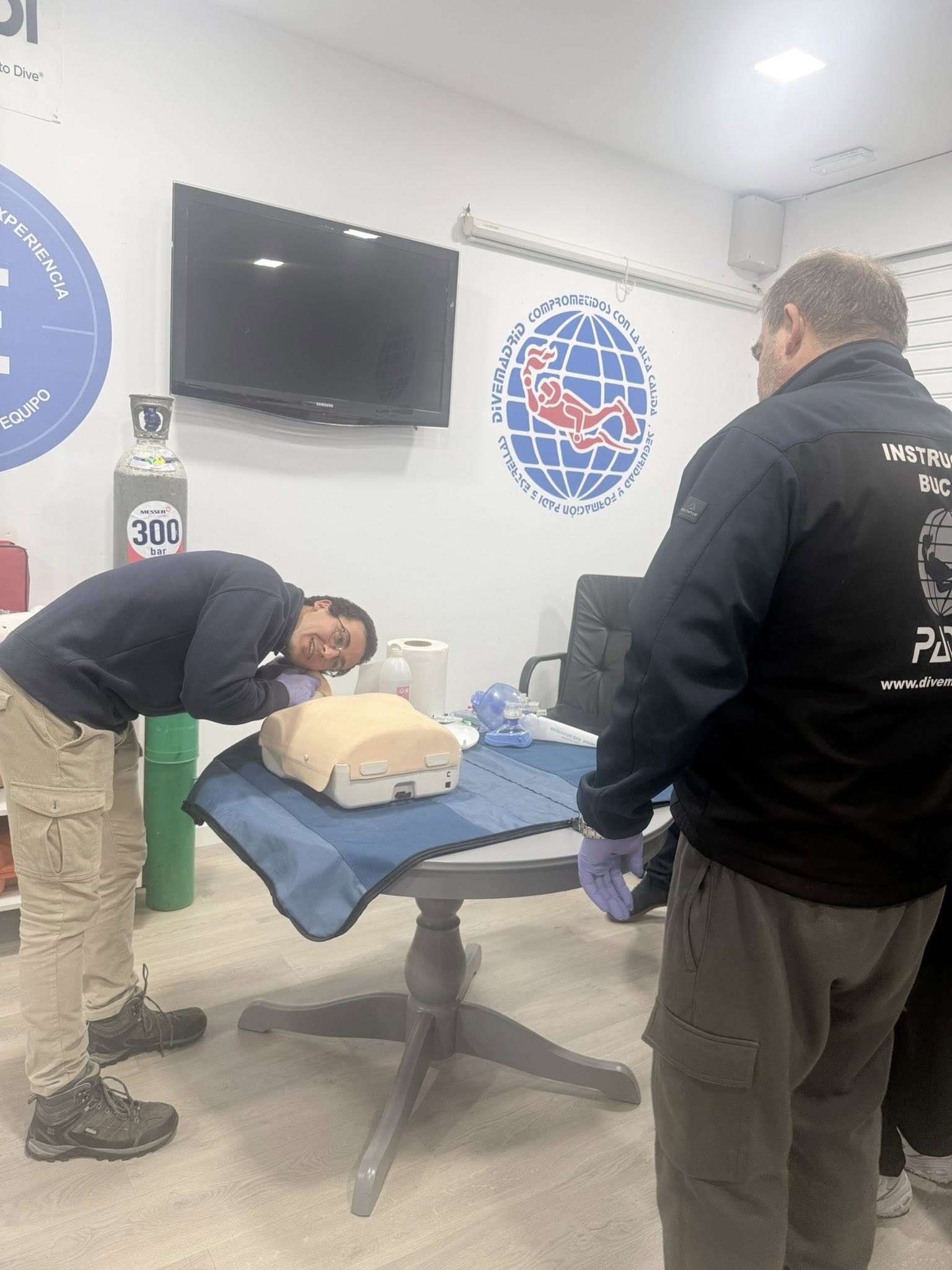 Pack EFR + RCP + DEA + Oxígeno PADI | Curso Completo de Emergencias